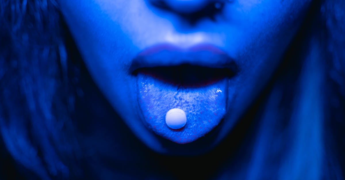 Acmella oleracea (Szechuan buttons) - active chemical for mouth sensation? - Woman With Pink Lipstick and Black Mascara Acmella oleracea (Szechuan buttons) - active chemical for mouth sensation? - Woman With Pink Lipstick and Black Mascara