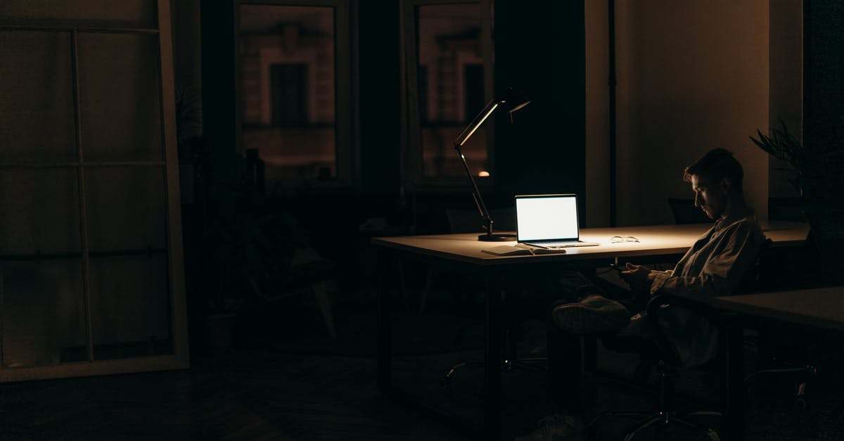 Are electric knives used in foodservice? - Silver Macbook on Brown Wooden Table Are electric knives used in foodservice? - Silver Macbook on Brown Wooden Table
