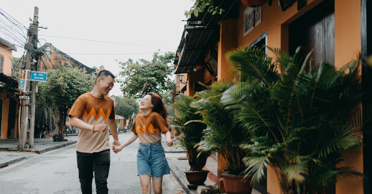 Are MSG and Accent (Seasoning) the same thing? - Cheerful Asian couple running on street Are MSG and Accent (Seasoning) the same thing? - Cheerful Asian couple running on street