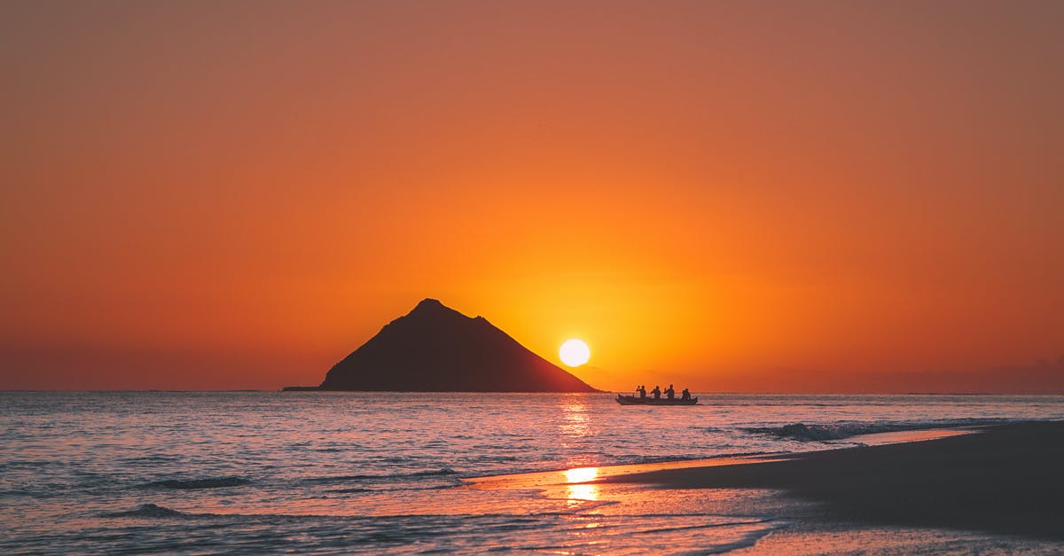 are the larger snails in Hawaii edible? - Silhouettes of Mountain and People Riding a Boat are the larger snails in Hawaii edible? - Silhouettes of Mountain and People Riding a Boat