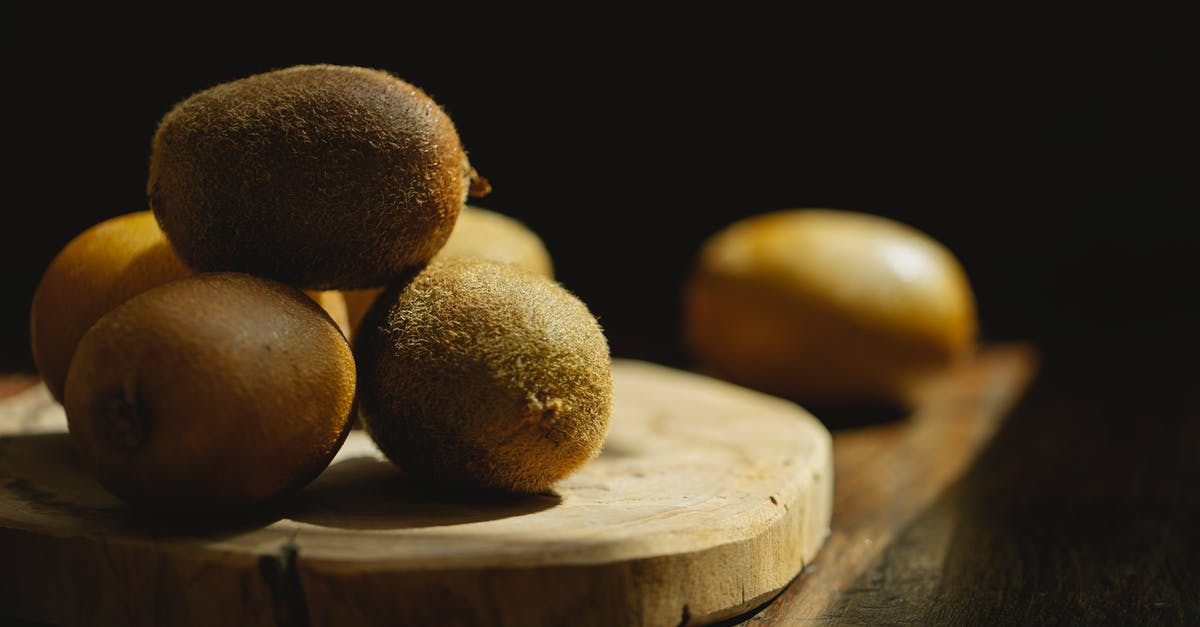 Are there alternative ways to test fruit preserves for doneness? - Unpeeled fresh whole kiwi on cutting board