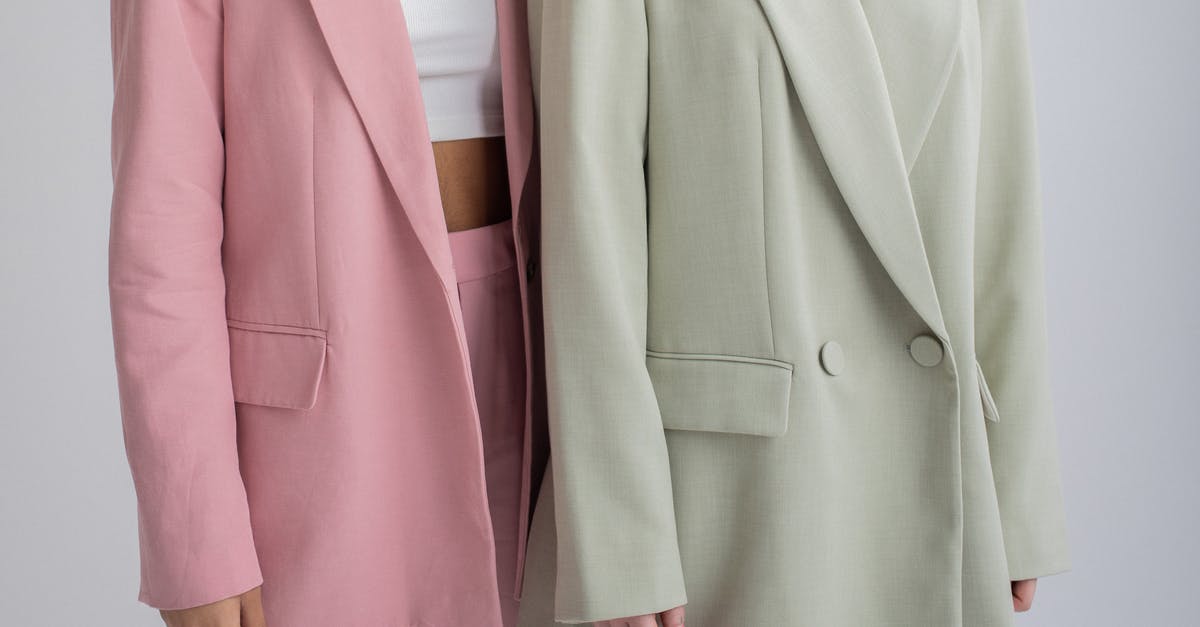 Are there different styles of tahini? - Women in trendy blazers in studio Are there different styles of tahini? - Women in trendy blazers in studio
