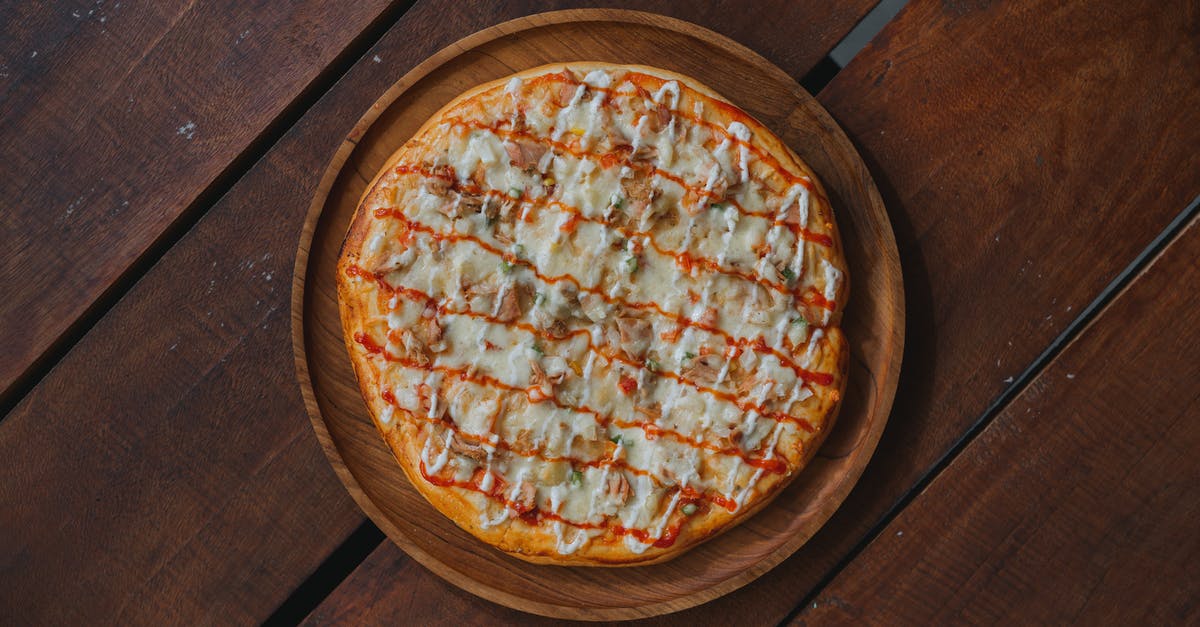 Bake frozen pizza without a tray - will it melt and drip? - Pizza on Food Tray Bake frozen pizza without a tray - will it melt and drip? - Pizza on Food Tray