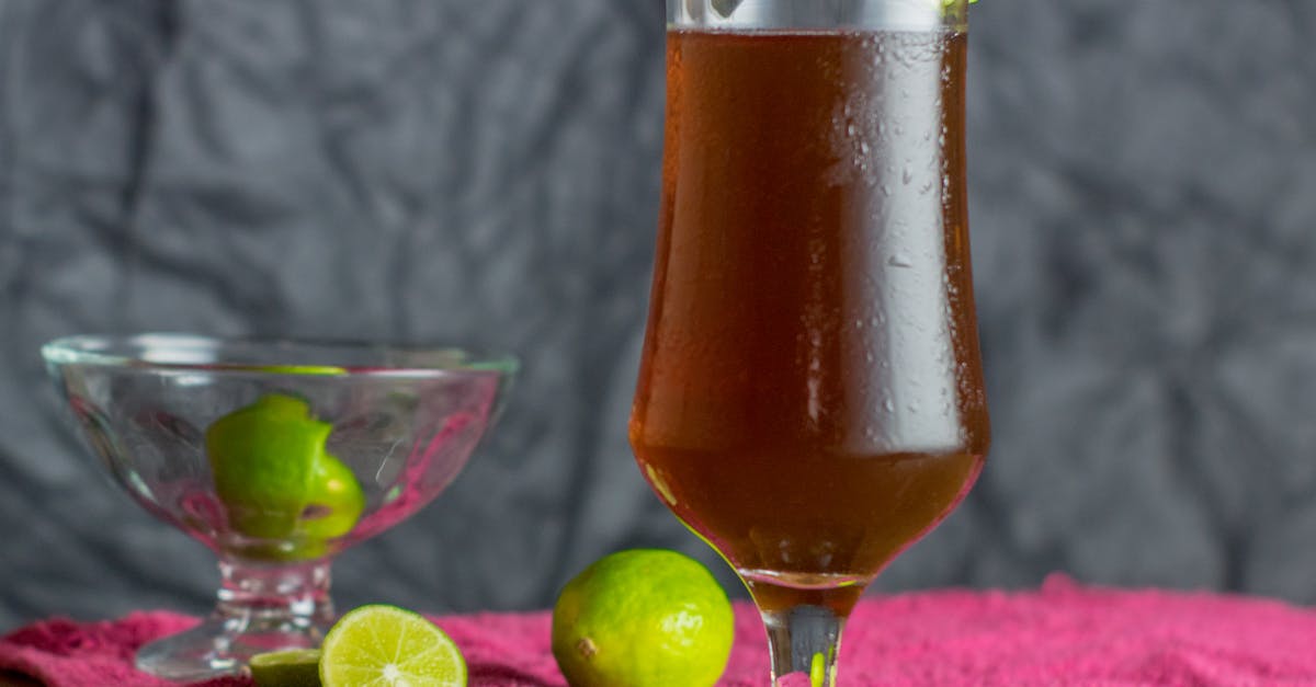 Bar ware - What kind of glass is this? - Clear Drinking Glass With Brown Liquid Bar ware - What kind of glass is this? - Clear Drinking Glass With Brown Liquid
