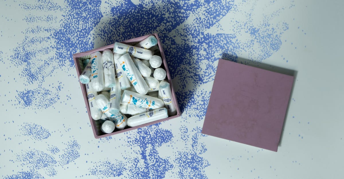 Blackstrap molasses vs regular molasses - Box with heap of tampons Blackstrap molasses vs regular molasses - Box with heap of tampons