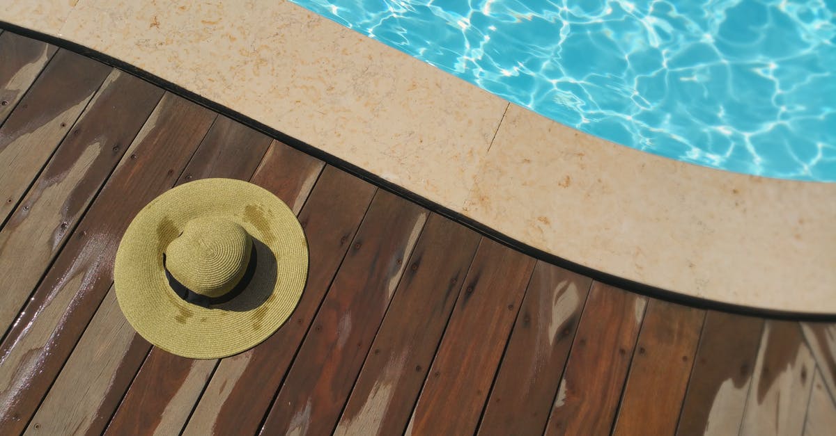 Broad bean water went brown overnight - Brown Sunhat Near Swimming Pool Broad bean water went brown overnight - Brown Sunhat Near Swimming Pool
