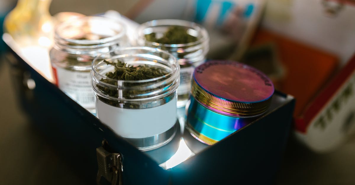 Can a jar that has had botulinum food in it be cleaned - Silver and Red Round Containers Can a jar that has had botulinum food in it be cleaned - Silver and Red Round Containers