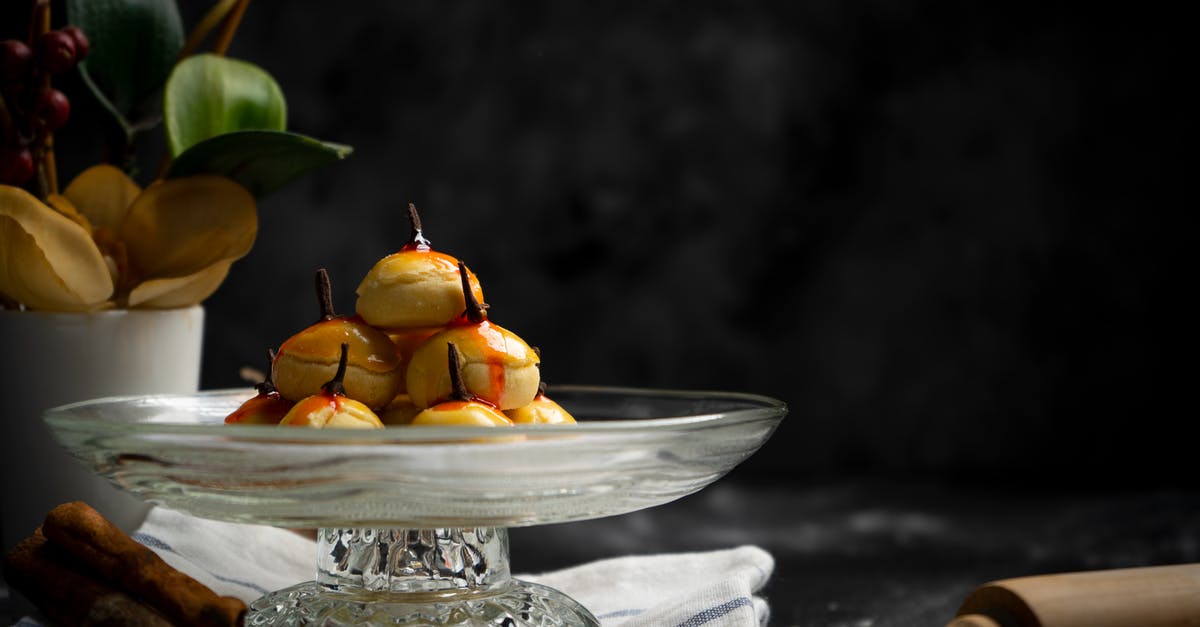 Can I freeze cinnamon buns in unbaked roll form - Yummy baked desserts in glass vase Can I freeze cinnamon buns in unbaked roll form - Yummy baked desserts in glass vase