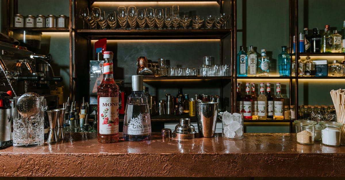 Carbonated drinks in cocktail shakers? - Bar Setup inside an Establishment Carbonated drinks in cocktail shakers? - Bar Setup inside an Establishment