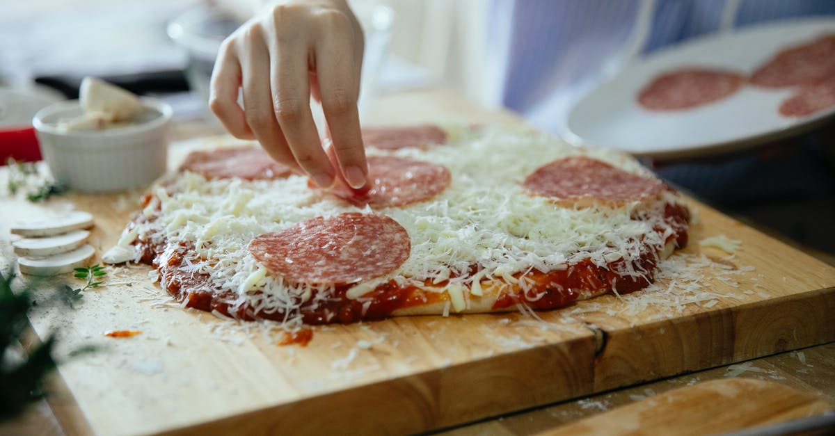 Coating meat in flour before browning, bad idea? - Anonymous person cooking homemade pizza Coating meat in flour before browning, bad idea? - Anonymous person cooking homemade pizza