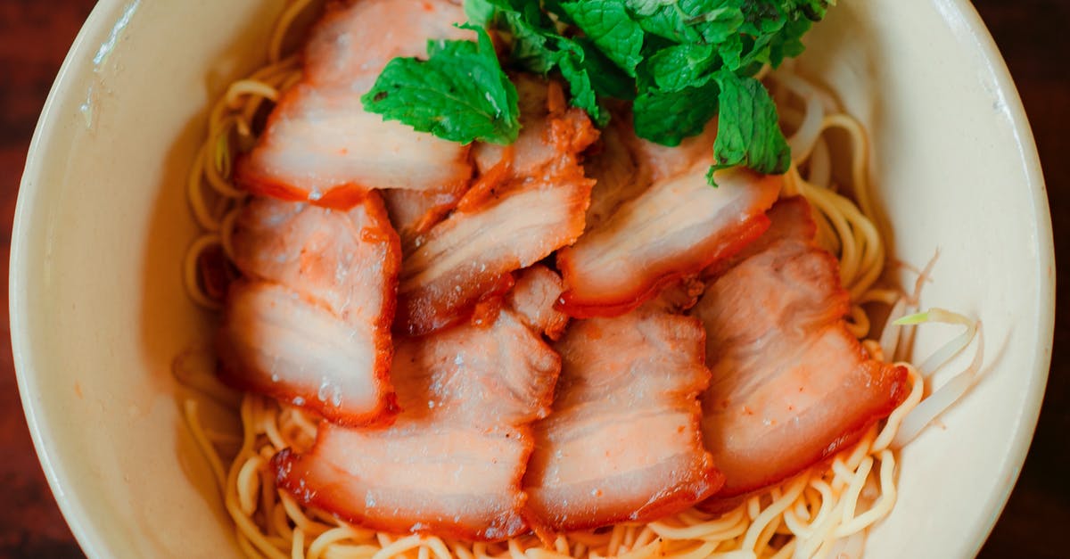 Cooking Ramen noodles in broth or not? - Ramen on Ceramic Bowl Cooking Ramen noodles in broth or not? - Ramen on Ceramic Bowl