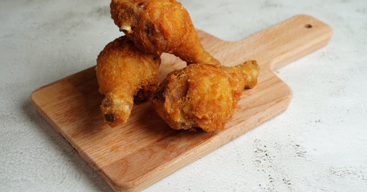 Crispy stir-fried mushrooms - Cutting Board with Friend Chicken Crispy stir-fried mushrooms - Cutting Board with Friend Chicken