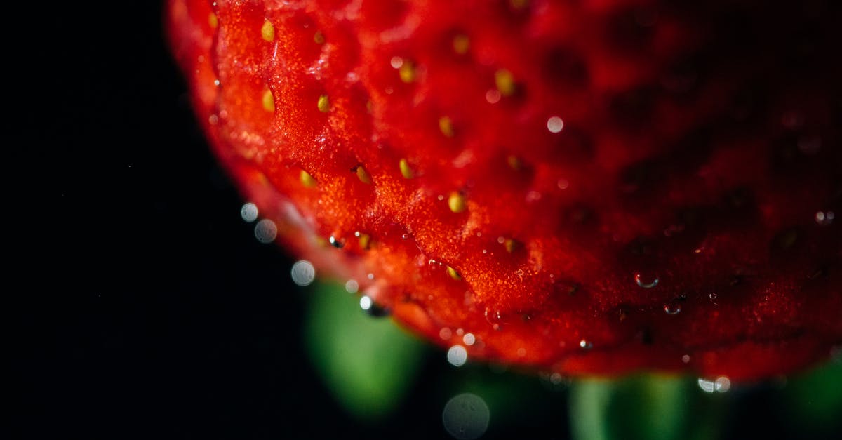 differences in caper berry seeds - Selective Focus Photography of Red Petaled Flower differences in caper berry seeds - Selective Focus Photography of Red Petaled Flower
