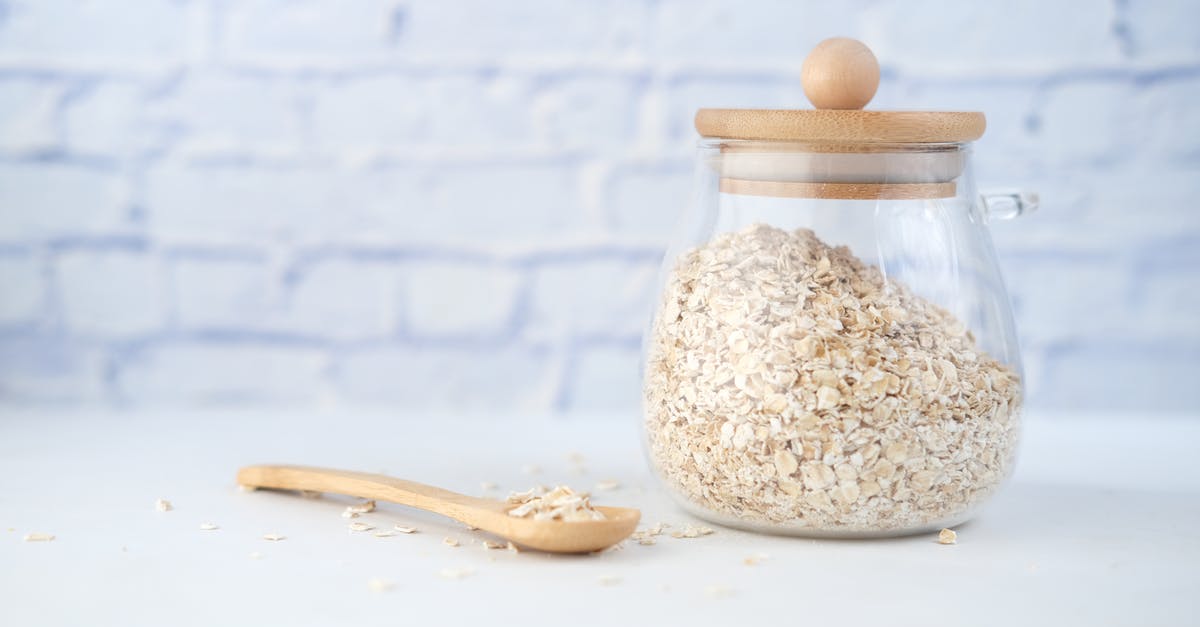 Do oat flakes (Spar S-budget) contain gluten? - Brown Egg on White Ceramic Plate