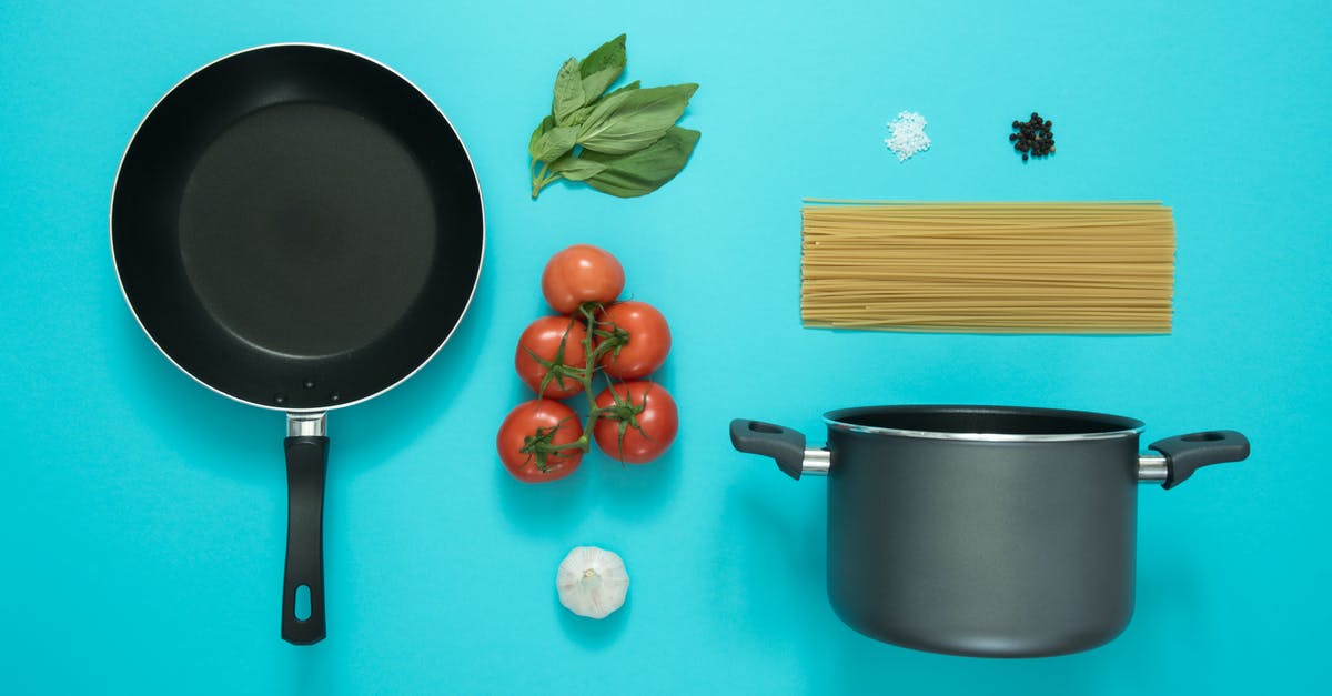 Do tomatoes or tomato pastes damage stainless steel cookware? - Black and Gray Cooking Pot and Frying Pan With Tomatoes Do tomatoes or tomato pastes damage stainless steel cookware? - Black and Gray Cooking Pot and Frying Pan With Tomatoes