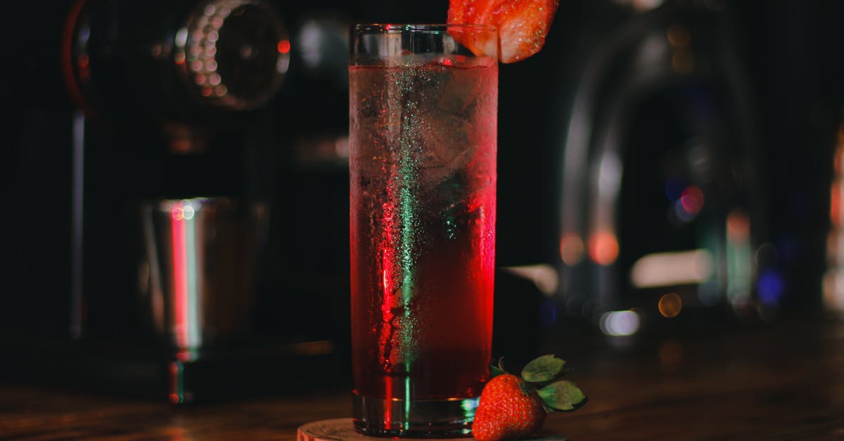 Does anyone pre-juice their fruit juice for sale? - Clear Drinking Glass With Red Liquid on Brown Wooden Coaster Does anyone pre-juice their fruit juice for sale? - Clear Drinking Glass With Red Liquid on Brown Wooden Coaster