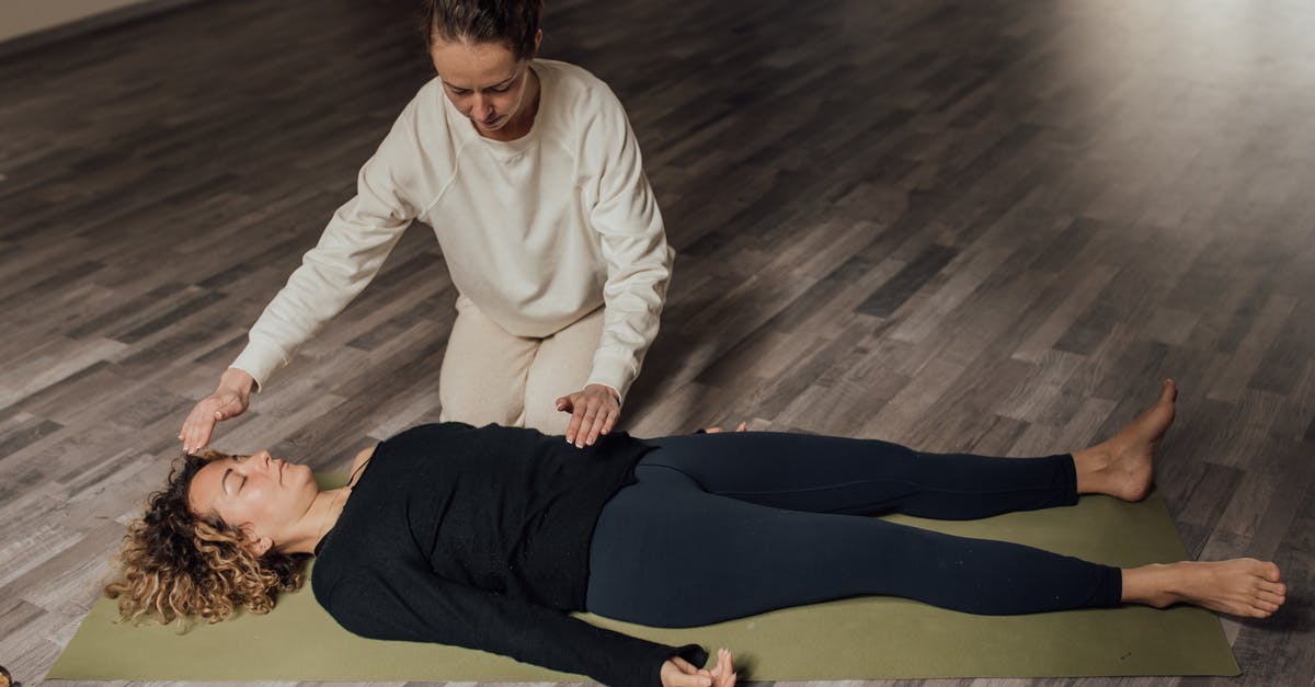 Does keeping a fridge/freezer full significantly help energy efficiency? - Energy practitioner healing relaxed woman on yoga mat Does keeping a fridge/freezer full significantly help energy efficiency? - Energy practitioner healing relaxed woman on yoga mat