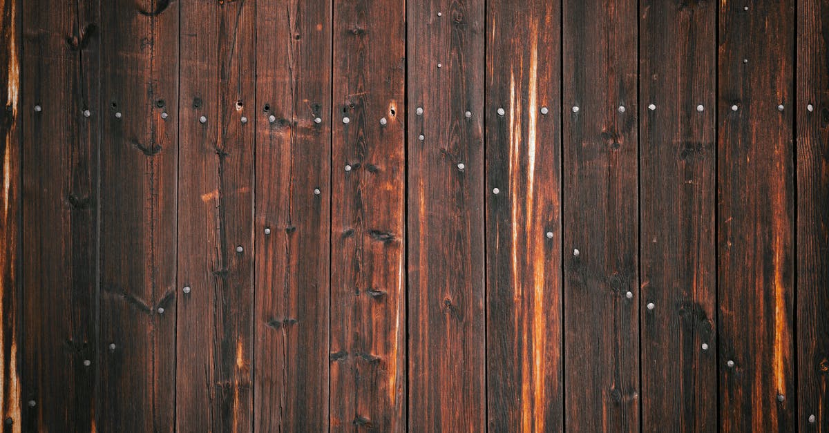 How can i create a crunchy exterior with and airy interior donut? - Shabby texture of wooden door as background