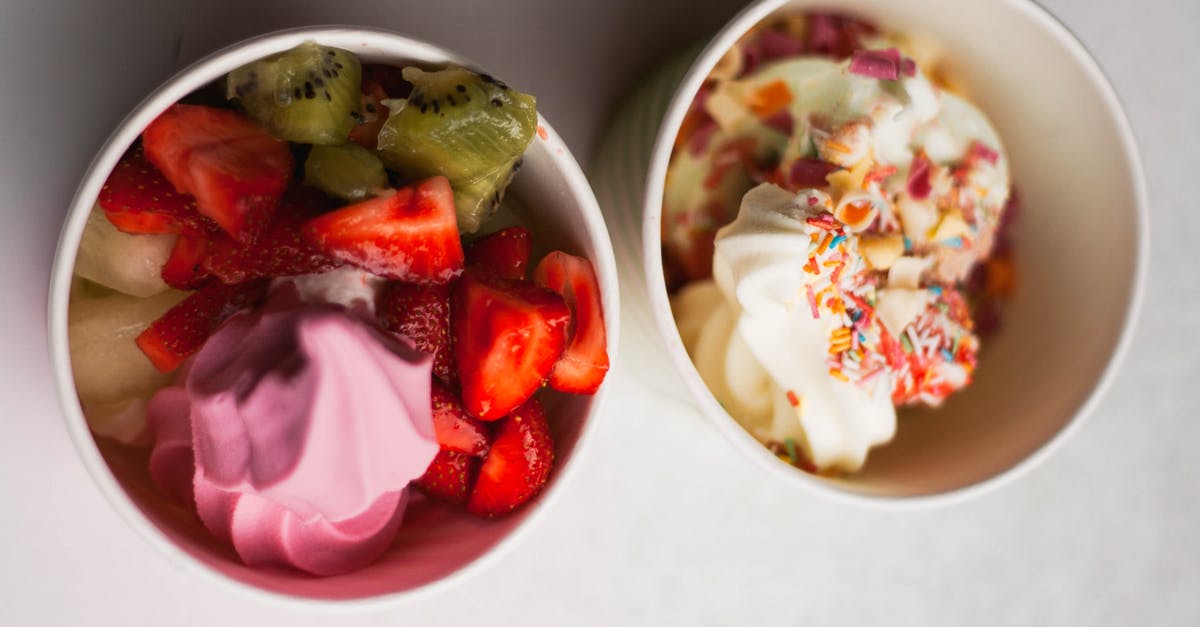 How can I prevent strawberries from discolouring cream? - Cup of Ice Creams How can I prevent strawberries from discolouring cream? - Cup of Ice Creams