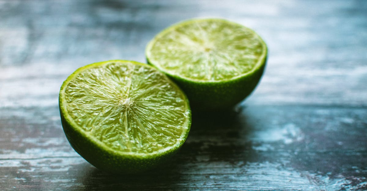 How can I tell which limes have the most juice? - Closeup Photography of Sliced Calamondin How can I tell which limes have the most juice? - Closeup Photography of Sliced Calamondin