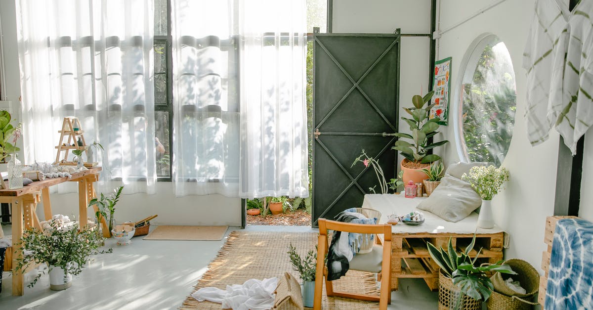 How do I clean a pot after boiling eggs? - Interior of cozy apartment with furniture How do I clean a pot after boiling eggs? - Interior of cozy apartment with furniture