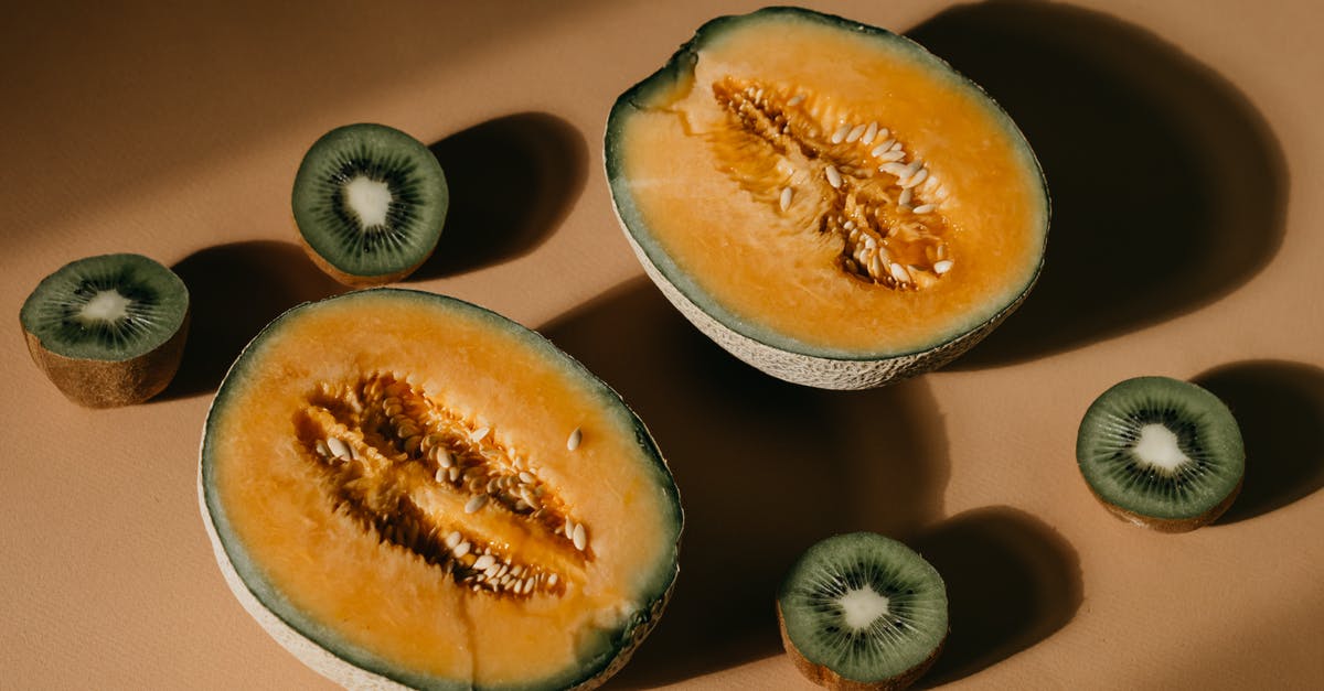 How do I tell if a cantaloupe is ripe? - Sliced Melon and Kiwis How do I tell if a cantaloupe is ripe? - Sliced Melon and Kiwis