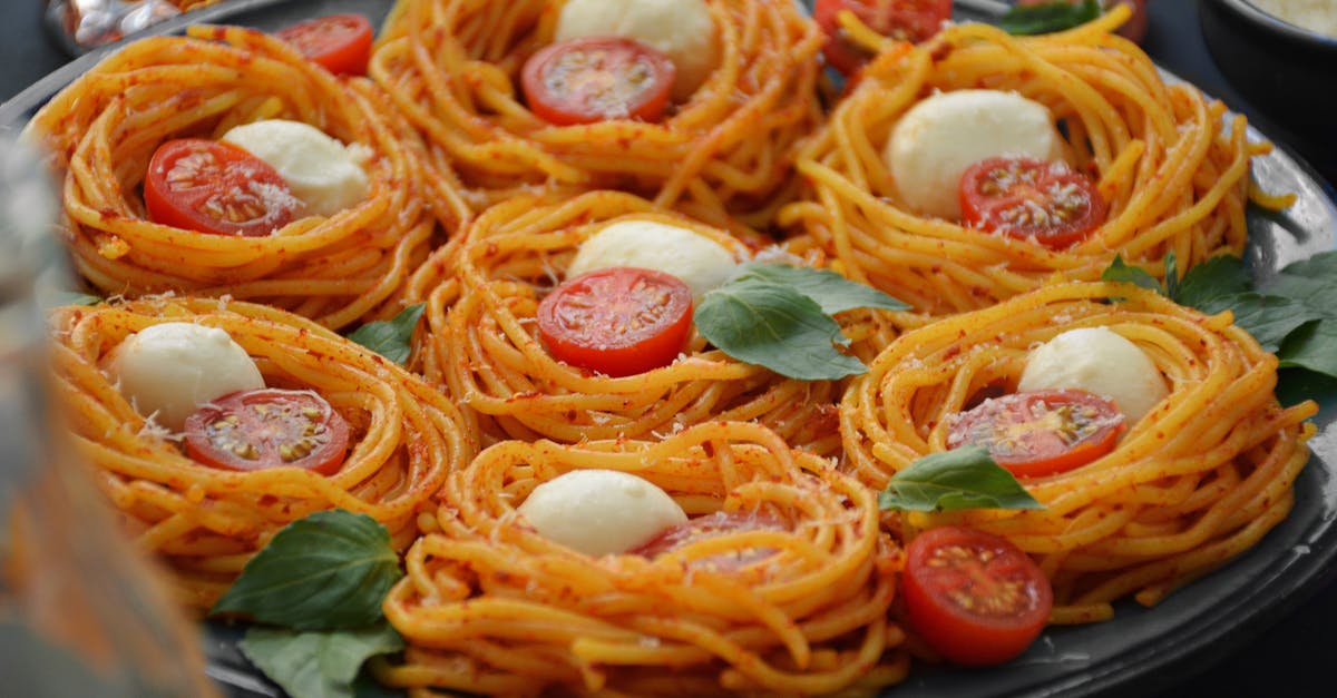 How do I tone down the flavor of garlic in spaghetti sauce - Delicious spaghetti with fresh cherry tomatoes and cheese for lunch How do I tone down the flavor of garlic in spaghetti sauce - Delicious spaghetti with fresh cherry tomatoes and cheese for lunch
