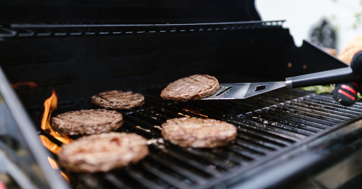 How do you grill a perfect burger? - Close-up Shot of a Grilling Burgers How do you grill a perfect burger? - Close-up Shot of a Grilling Burgers