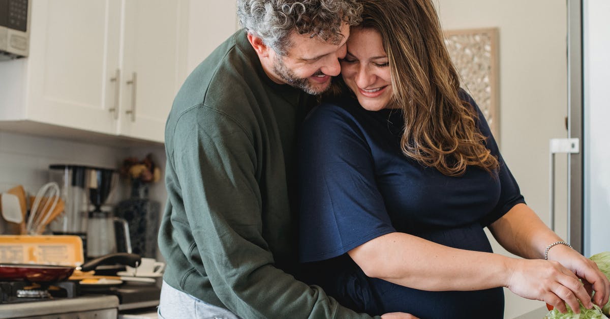How does double-bagging sous vide food affect cook time? - Romantic couple preparing breakfast together How does double-bagging sous vide food affect cook time? - Romantic couple preparing breakfast together