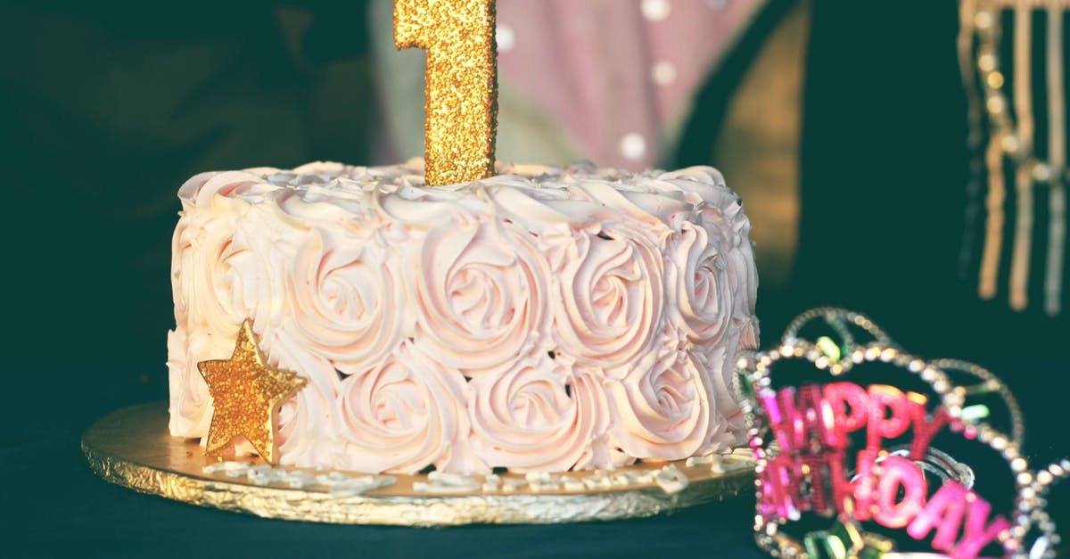 How does one go about marking food in an oven? - Close-up Photography of Pink Birthday Cake How does one go about marking food in an oven? - Close-up Photography of Pink Birthday Cake