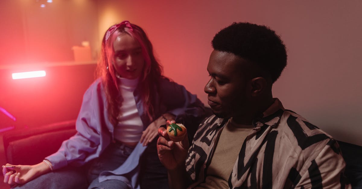 How edible/palatable are crabapples? - Man eating a Cannabis Cupcake How edible/palatable are crabapples? - Man eating a Cannabis Cupcake
