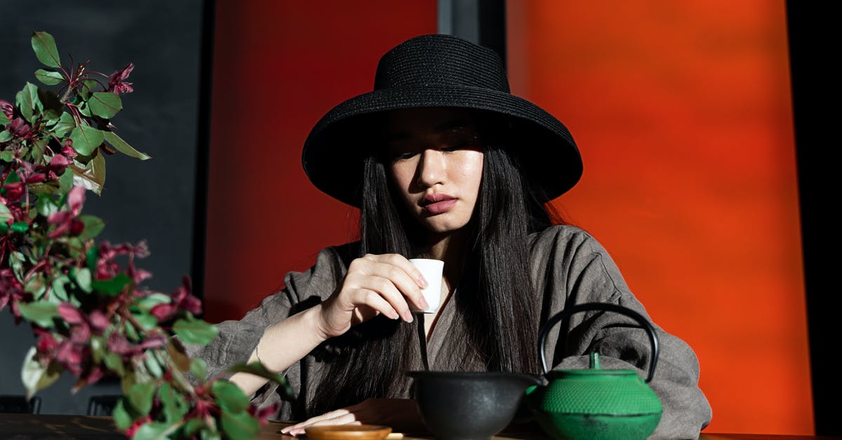 How is jin jun mei (a Chinese tea) made? - A Woman Holding a Teacup How is jin jun mei (a Chinese tea) made? - A Woman Holding a Teacup