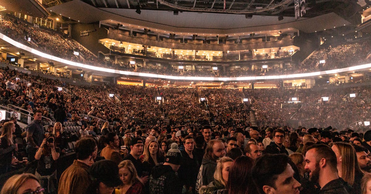 How is mass egg-frying performed? - People on Stadium Event How is mass egg-frying performed? - People on Stadium Event