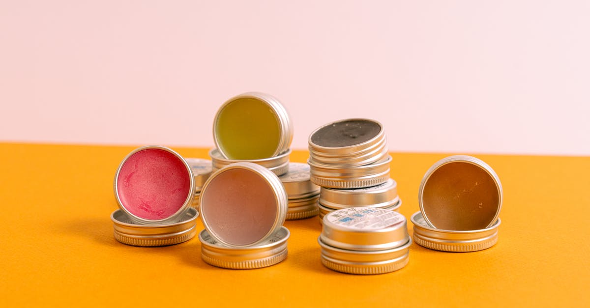 How long can a stacked carrot cake be stored - Lip Balms in Can Containers