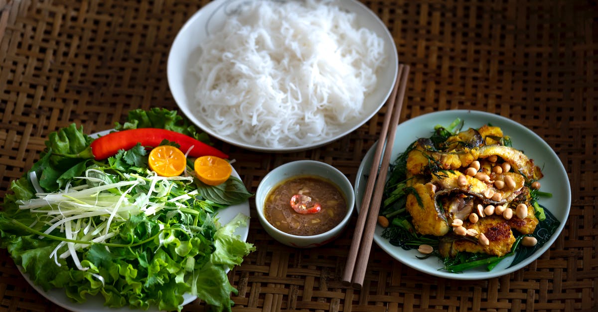 How should I store leftover rice noodles? - Vegetables and Noodles in Plates on Table How should I store leftover rice noodles? - Vegetables and Noodles in Plates on Table