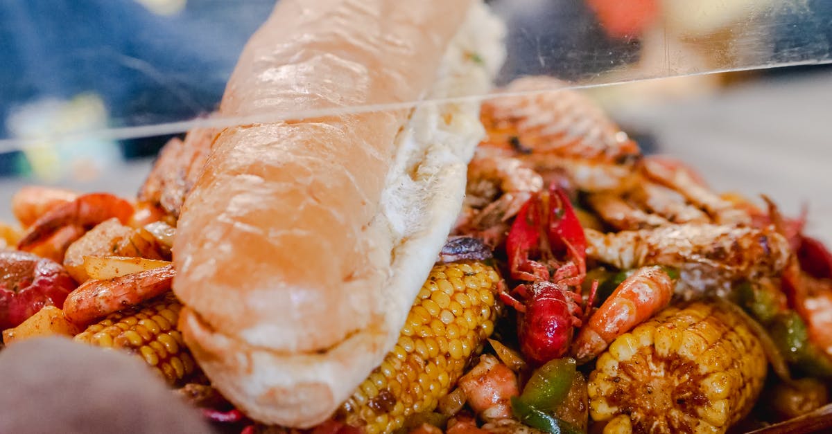 How to 'bread' with corn - Cooked Seafoods with Brown Bread on Top How to 'bread' with corn - Cooked Seafoods with Brown Bread on Top