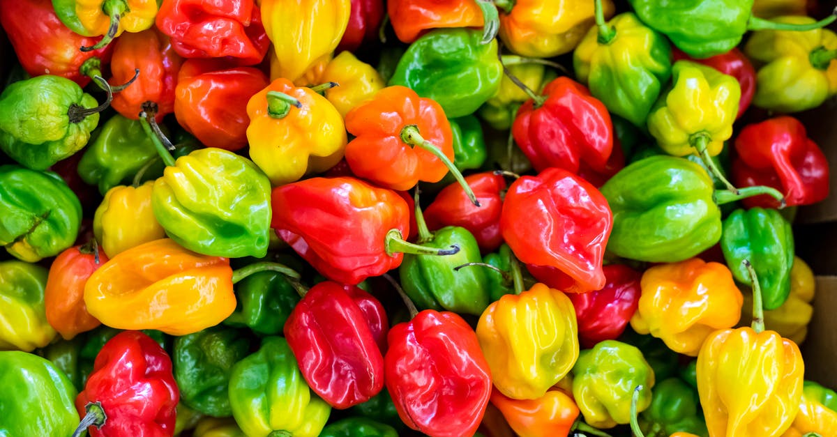 How to avoid 'fake tasting' fruit - Pile of Chilies How to avoid 'fake tasting' fruit - Pile of Chilies