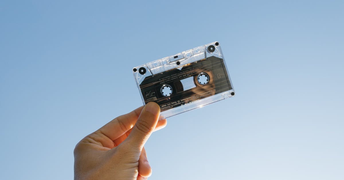 How to hold a santoku? - Person Holding Cassette