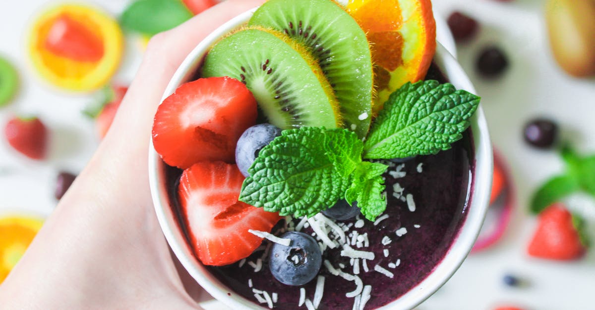 How to neutralize candied glacé strawberry and kiwi - Sliced Fruit on Top of a Smoothie How to neutralize candied glacé strawberry and kiwi - Sliced Fruit on Top of a Smoothie