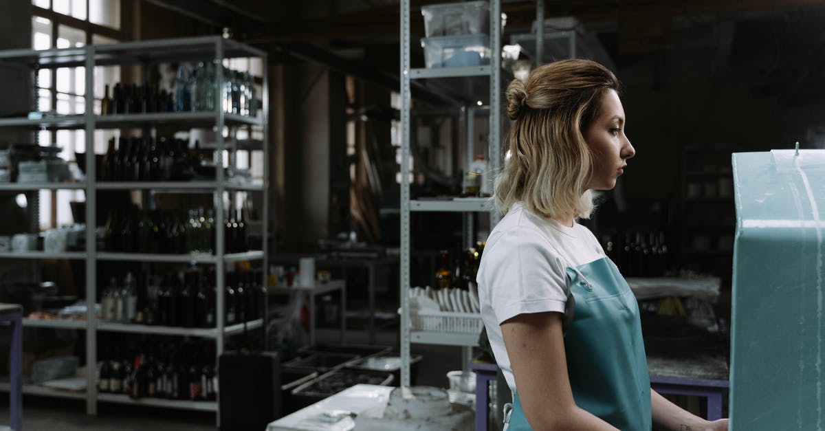 I'm pretty sure these aren't scones, but what are they? - A Woman Working Inside a Workshop I'm pretty sure these aren't scones, but what are they? - A Woman Working Inside a Workshop