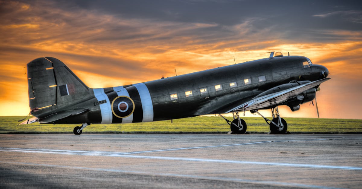 Is golden syrup with black around the edges bad? - Photo of Black and White Airplane during Golden Hour Is golden syrup with black around the edges bad? - Photo of Black and White Airplane during Golden Hour