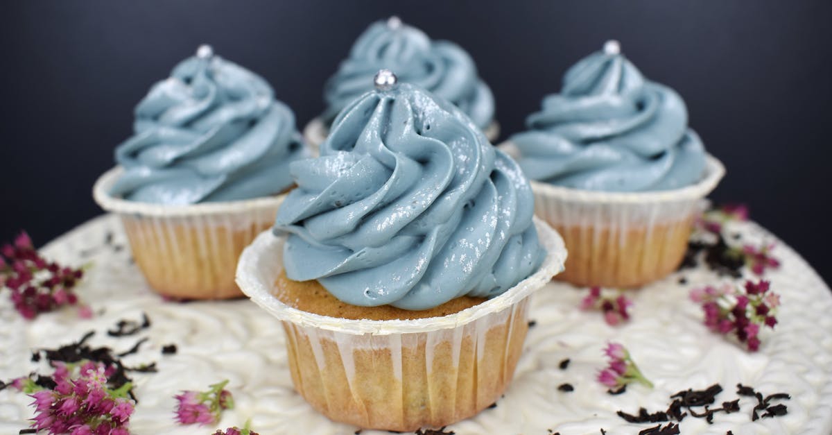 Is it easy to make my own Vanilla Sugar? - Four Cupcakes Photography Is it easy to make my own Vanilla Sugar? - Four Cupcakes Photography