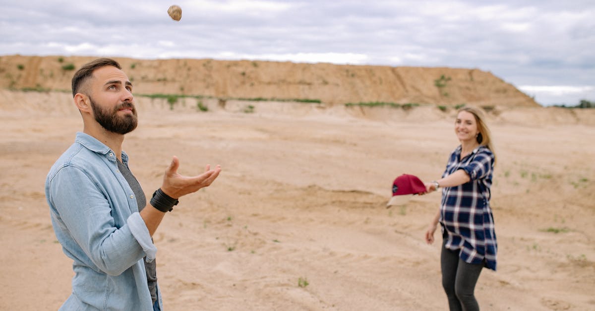 Is it possible to have a keto stew? - Smiling Man and Woman in Desert Having Fun Is it possible to have a keto stew? - Smiling Man and Woman in Desert Having Fun