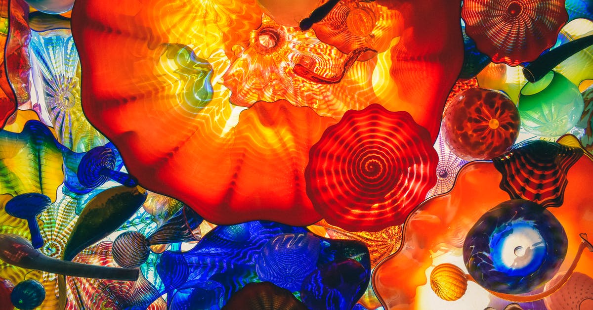 Is it possible to make transparent / translucent pastry? - Smooth round colorful shapes with wavy edges Is it possible to make transparent / translucent pastry? - Smooth round colorful shapes with wavy edges
