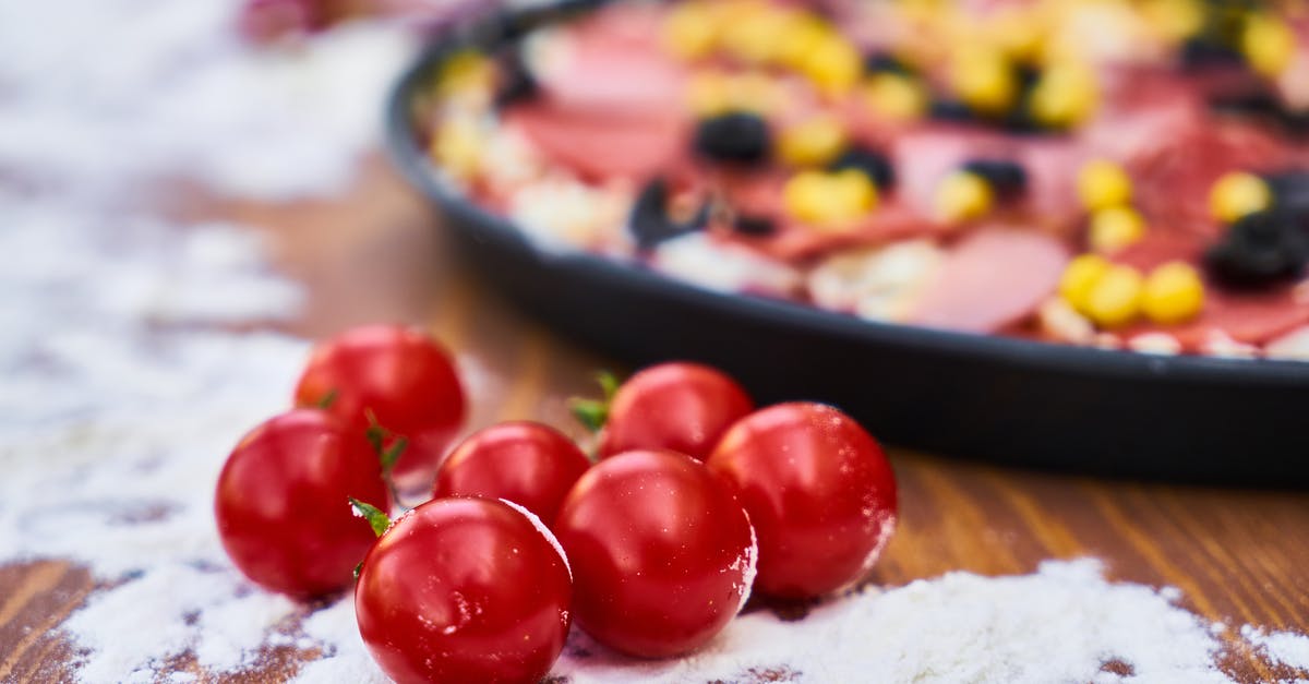 Is it safe to eat Raw Corn? - Selective Focus Photography of Tomatoes