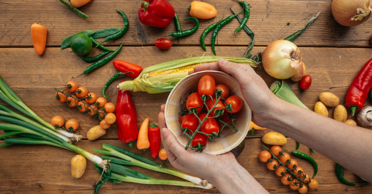 Is onion good with leek? - Person Holding a Bowl with Red Tomatoes Is onion good with leek? - Person Holding a Bowl with Red Tomatoes