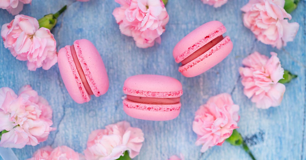 Is sugar a necessary ingredient to feed yeast? - Composition of pink macaroons and carnations Is sugar a necessary ingredient to feed yeast? - Composition of pink macaroons and carnations