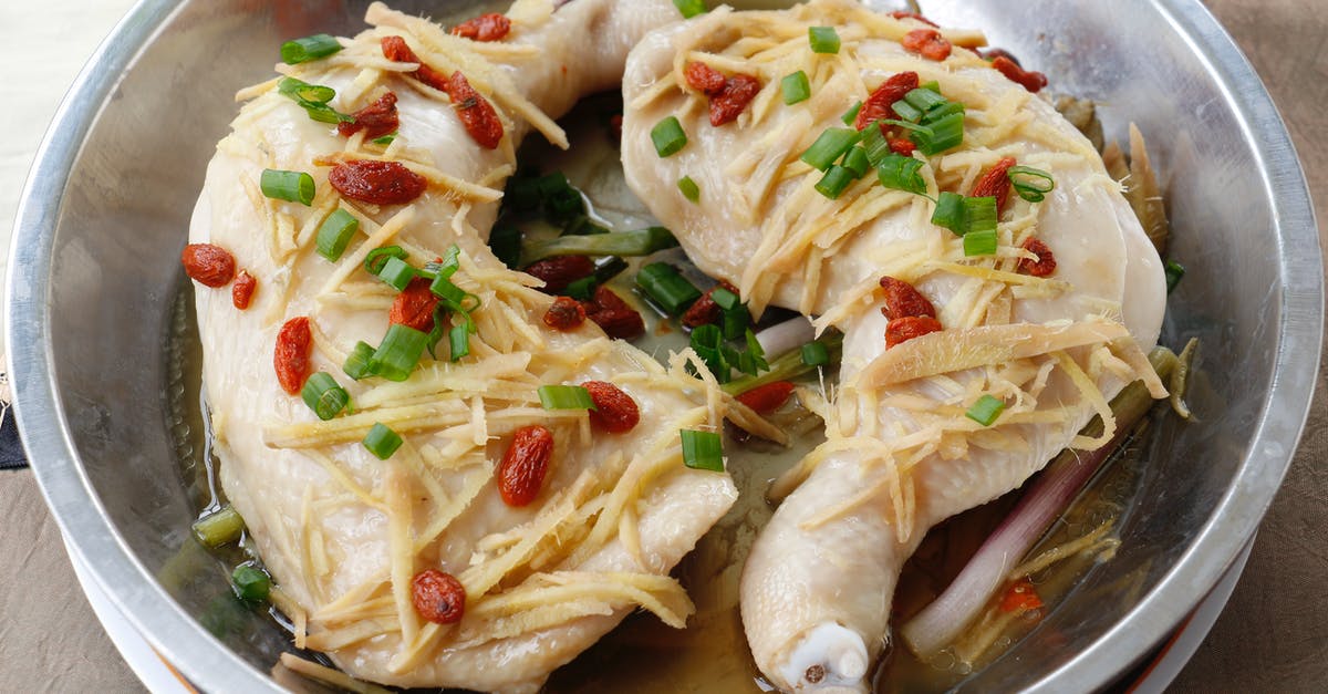 Is there a difference between poached and steamed chicken? - Chicken with Ginger and Chives Is there a difference between poached and steamed chicken? - Chicken with Ginger and Chives