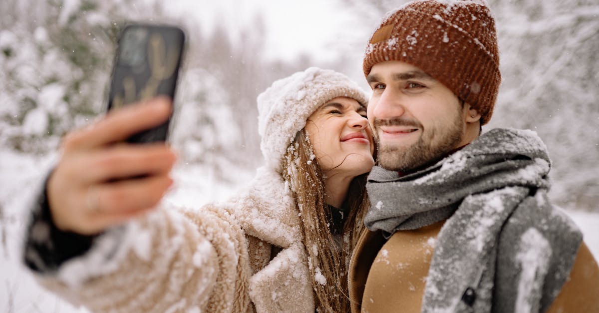 Is there a super close substitute for graham crackers? - A Snow Covered Couple Taking a Selfie Is there a super close substitute for graham crackers? - A Snow Covered Couple Taking a Selfie