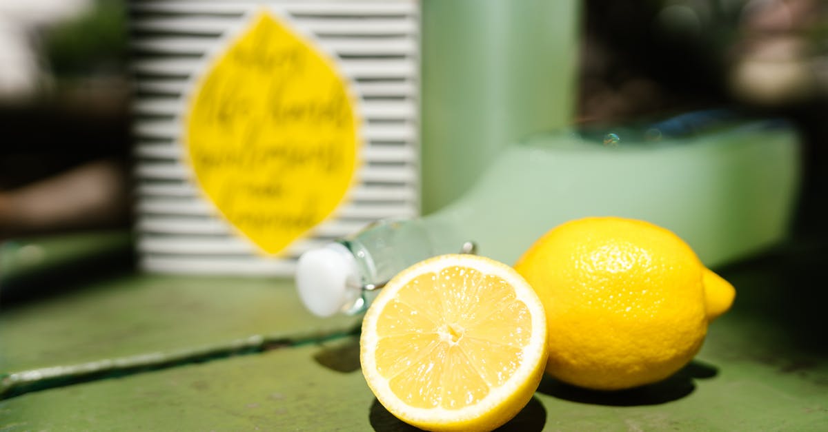 Is zesting lemons effective when making lemonade? - Yellow Lemon Fruit on Green Table Is zesting lemons effective when making lemonade? - Yellow Lemon Fruit on Green Table